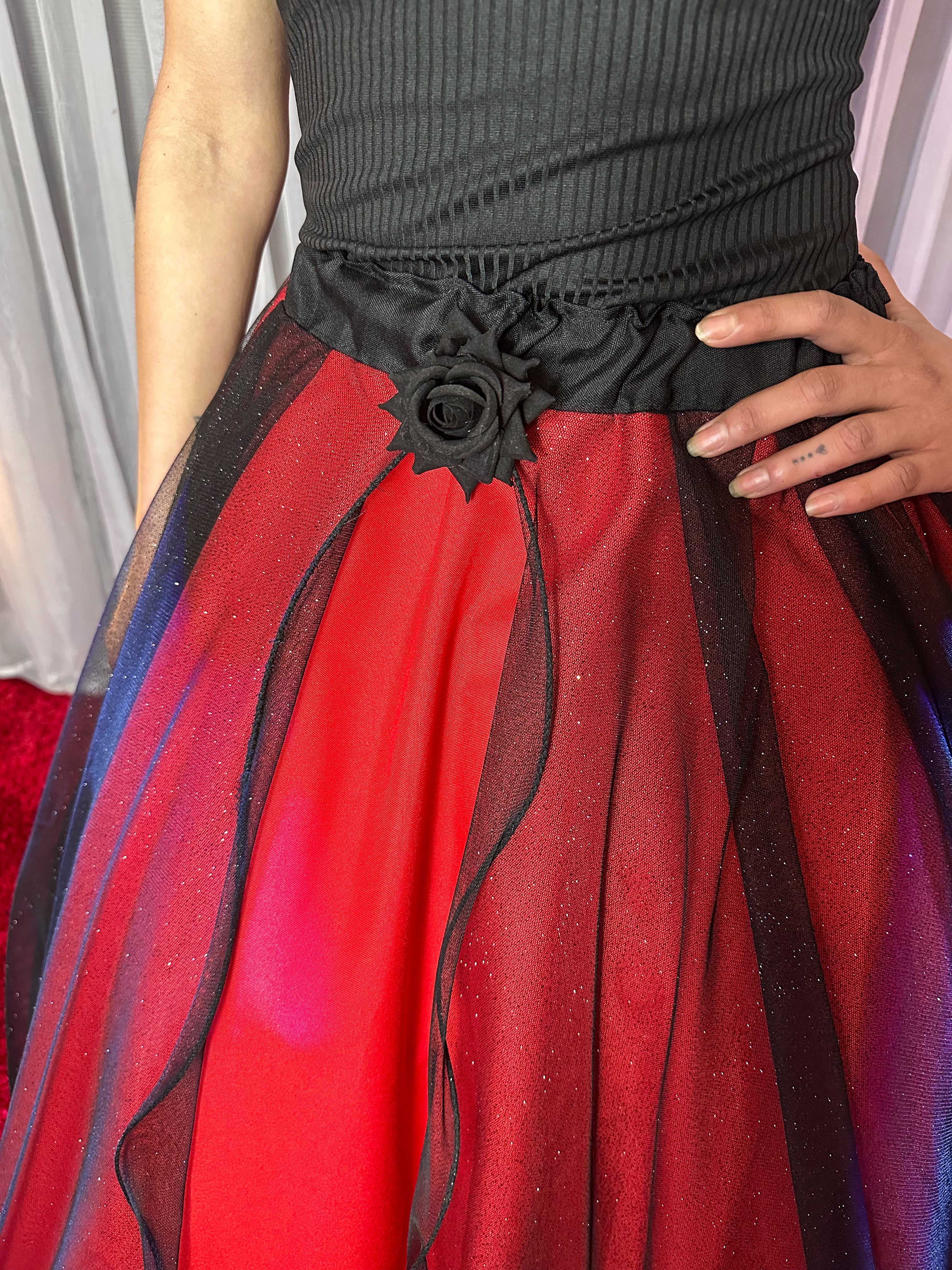 Saia de Brilho com Fenda - Vermelho