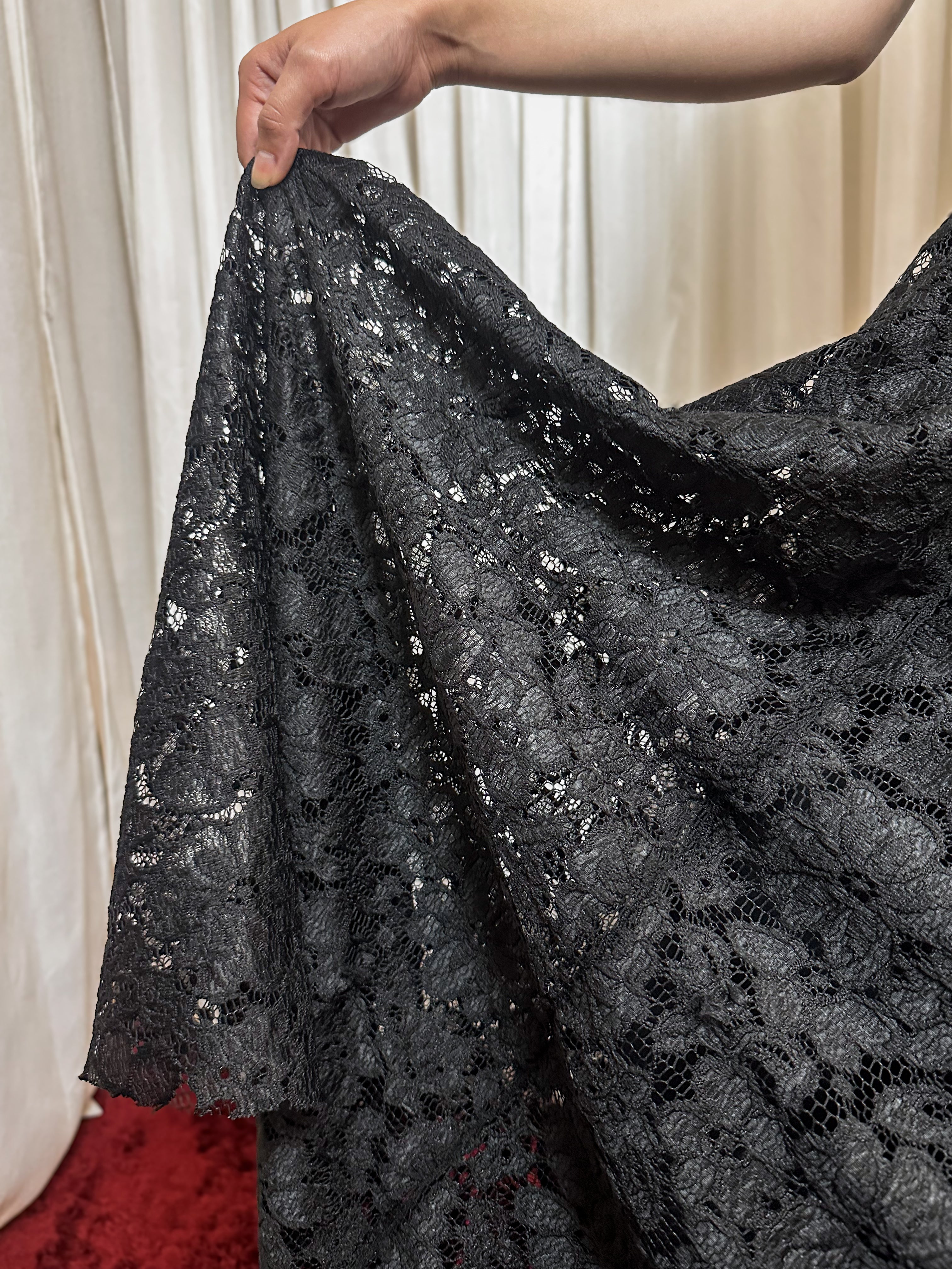 Saia de Renda - Preta